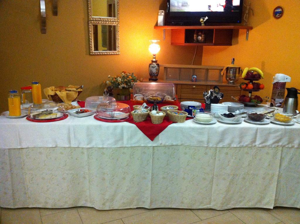 Stela Center 3*