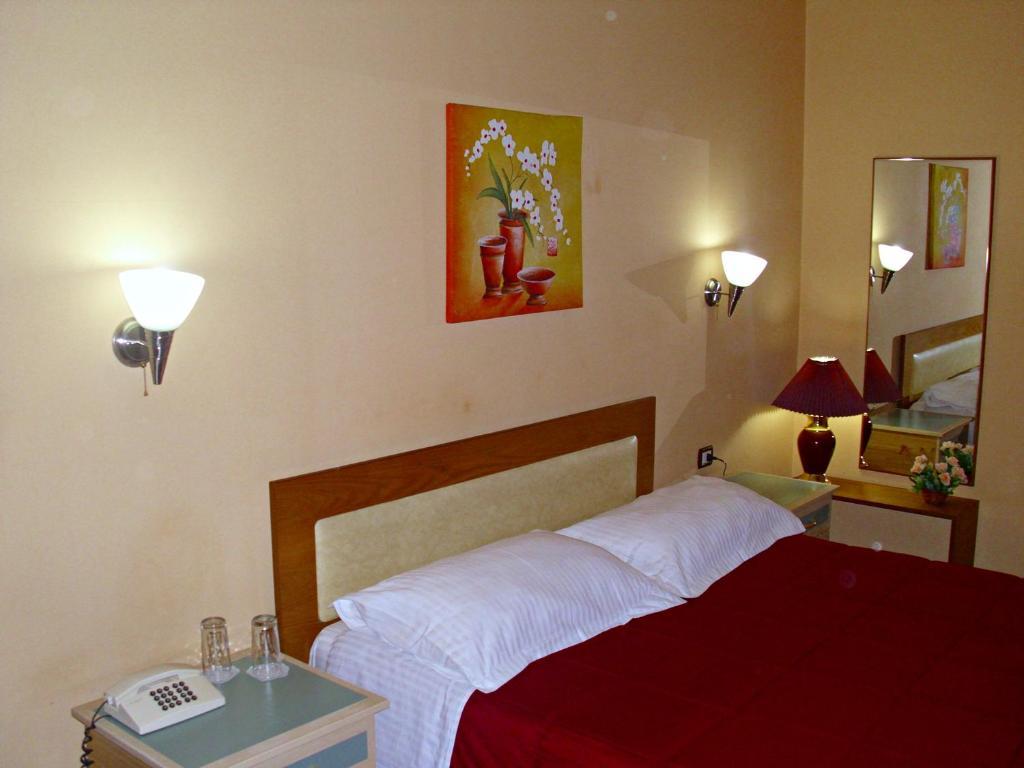 Hotel Stela Center