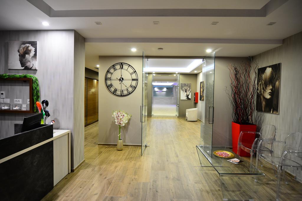 Stela Center Hotel