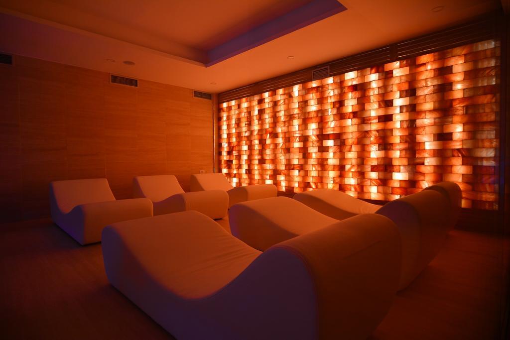 Stela Center 3*